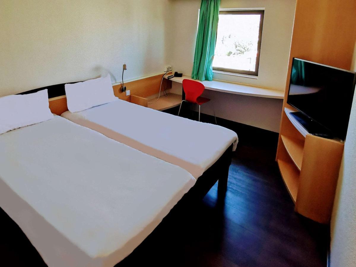 Hotel Ibis Leiria Fatima מראה חיצוני תמונה